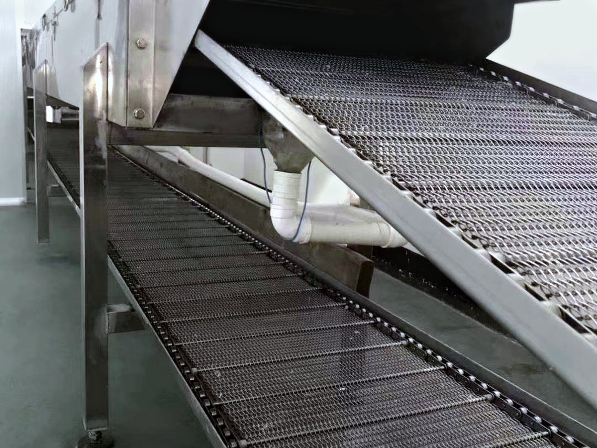 mesh belt drying conveyor for food processing and cooling line
